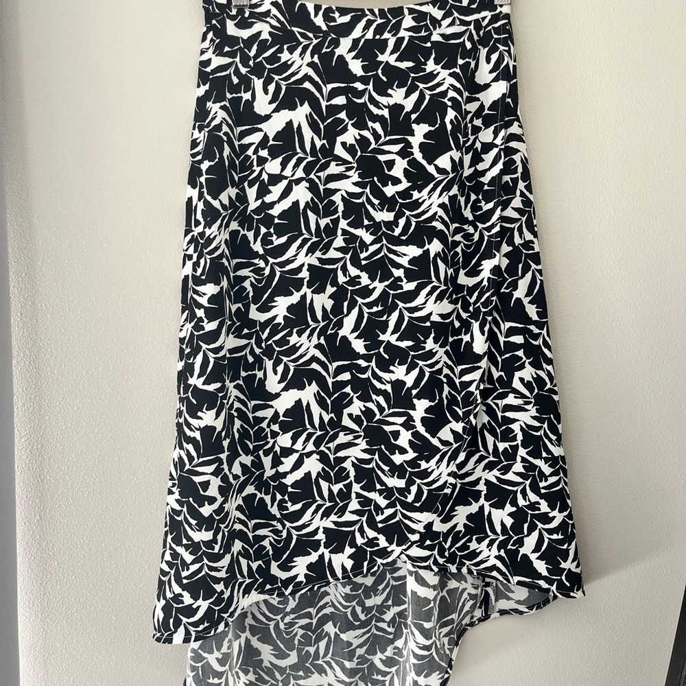 J. Crew Black and White Floral Women's Skirt